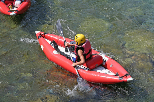 Kayak raft