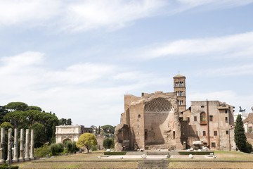 Temple de Vénus et Rome, rome