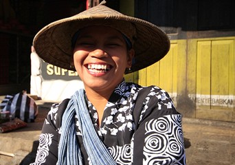 portrait de femme au chapeau java