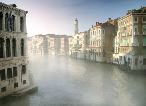 Fototapeta Venedig im Morgennebel
