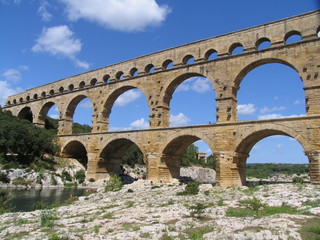 Fototapeta na wymiar Pont du Gard rive droite
