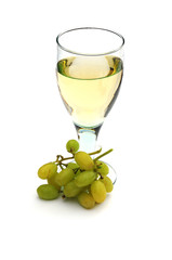 white wine and green grapes