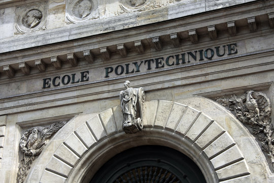 Fa&ccedil;ade de l'&eacute;cole Polytechnique &agrave; Paris