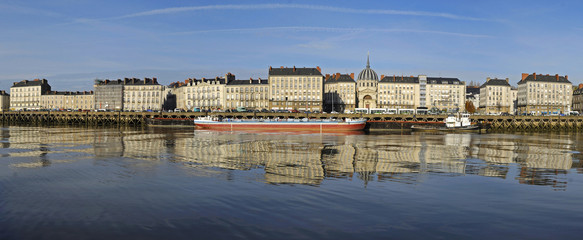 Panorama de Nantes - obrazy, fototapety, plakaty