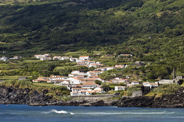 Fototapeta premium View of the small village of Ribeira do Meio in Pico, Azores