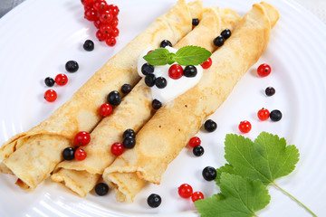 Pancakes with fruits