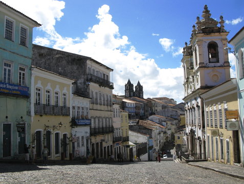Rue du Pelourinho, Bahia, Brésil.