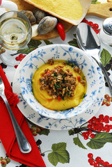 Caciucco di arselle e polenta - Primi Toscana