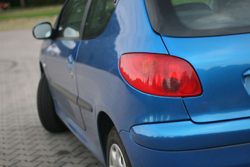 rear of the car, peugeot 206, bokeh