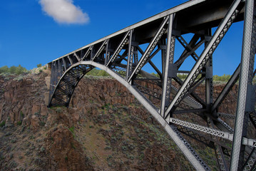 Crooked River Gorge Bridge, Oregon, USA