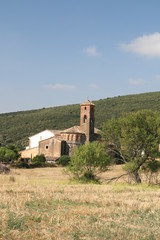 Fototapeta na wymiar Eglise dans village en Espagne