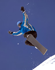 Snowboarder