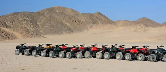 Fototapeten quads on desert © JayJay