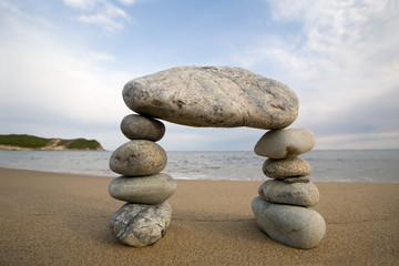 Fototapeta na wymiar Arch Abstract (kamień naturalny), na tle morza.