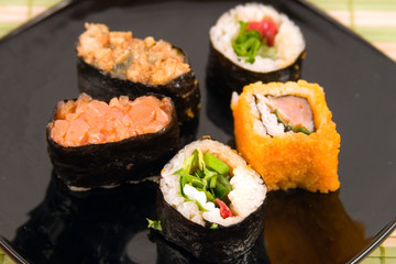 Plate from a susi and roll