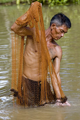 Fischer von Thailand mit Wurfnetz