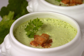 Broccolicremesuppe