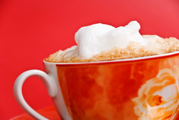 cappuccino mit milchschaum