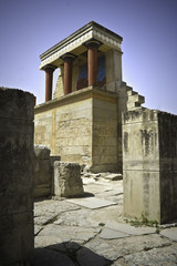 the famous minoan palace of knossos