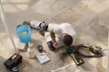 restaurateur de mosaïque, Villa dei Casale, Sicile