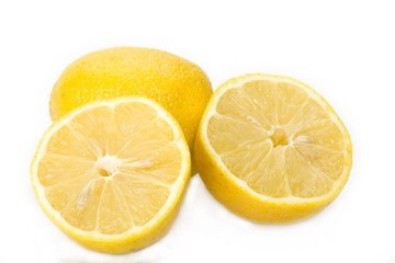 Fototapeta na wymiar detail of a slices lemon