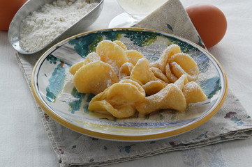 Rose fritte - Dolci del Veneto - Oderzo