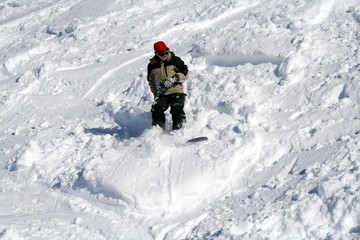 Fototapeta na wymiar snowboarder in the snow