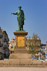 Fototapeta premium Duk de Reshilietmonument in the Ukrainian city, Odessa