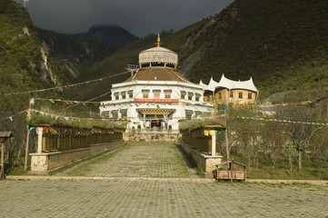 China, Yunnan province, Shangrila - building in Tibetan style