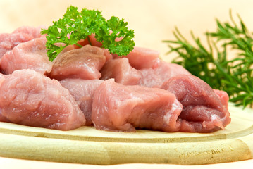 Schweinefleisch-roh, geschnitten