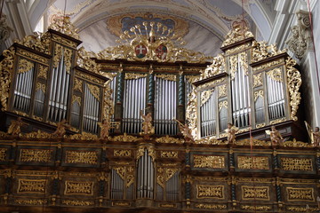 organo in chiesa