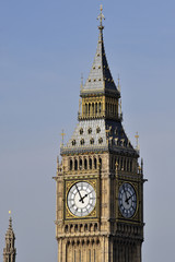 Fototapeta na wymiar Big Ben, London, England, łapanie słońca