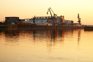 Obraz premium Industrie Hafen