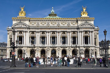 Fototapeta na wymiar Opera Garnier - Paryż