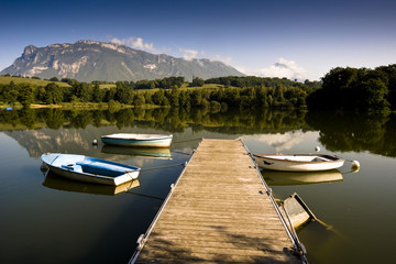 Le lac de Ste Hélène (Savoie, France)