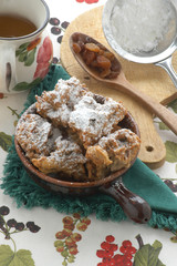 Frittelle di castagnaccio - Fritloz - Dolci Emilia Romagna