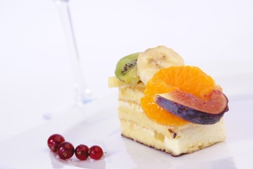 dessert , gâteau aux fruits