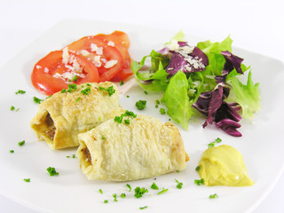 petits pains viande et salade