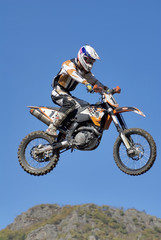 City competitions on cross-country race among men