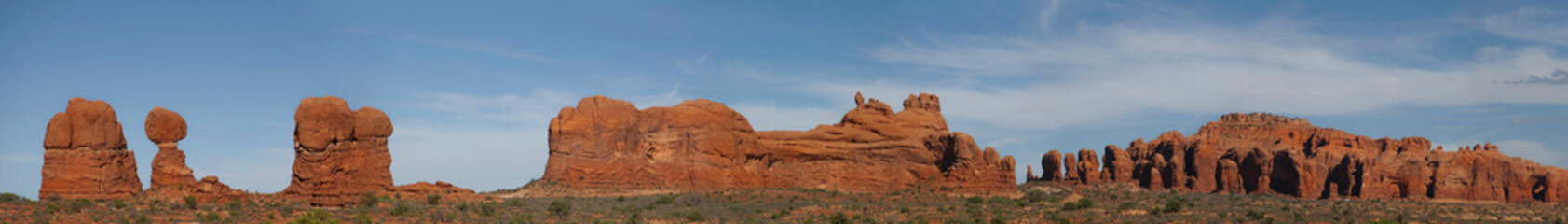 Panoramic view of Arches National Park (XXL)