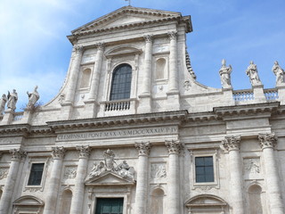 Fototapeta na wymiar église baroque à Rome church in rome roma