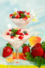 Yogurt with fresh fruits - low calorie eating