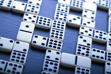 Domino game