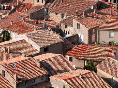 toit maison en tuiles