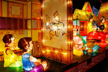 Lantern Performance (Shadow Play)