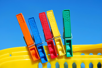 clothes clips