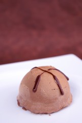 petit gâteau chocolat,praliné, et beurre salé