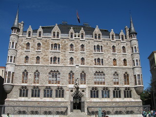 Obraz premium Casa Botines Gaudi, leon