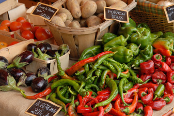 Gem&uuml;se auf dem Markt in Bormes les Mimosas