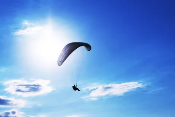 Tuinposter Paraglider © Galyna Andrushko